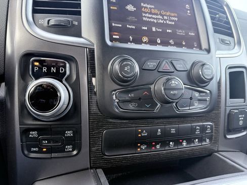 Used 2018 RAM 1500 Limited image 17