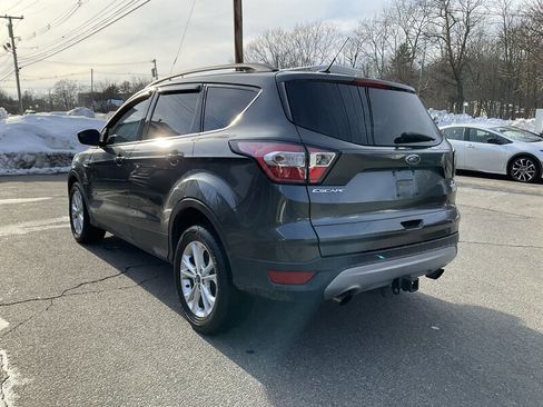 Used 2018 Ford Escape SE image 7