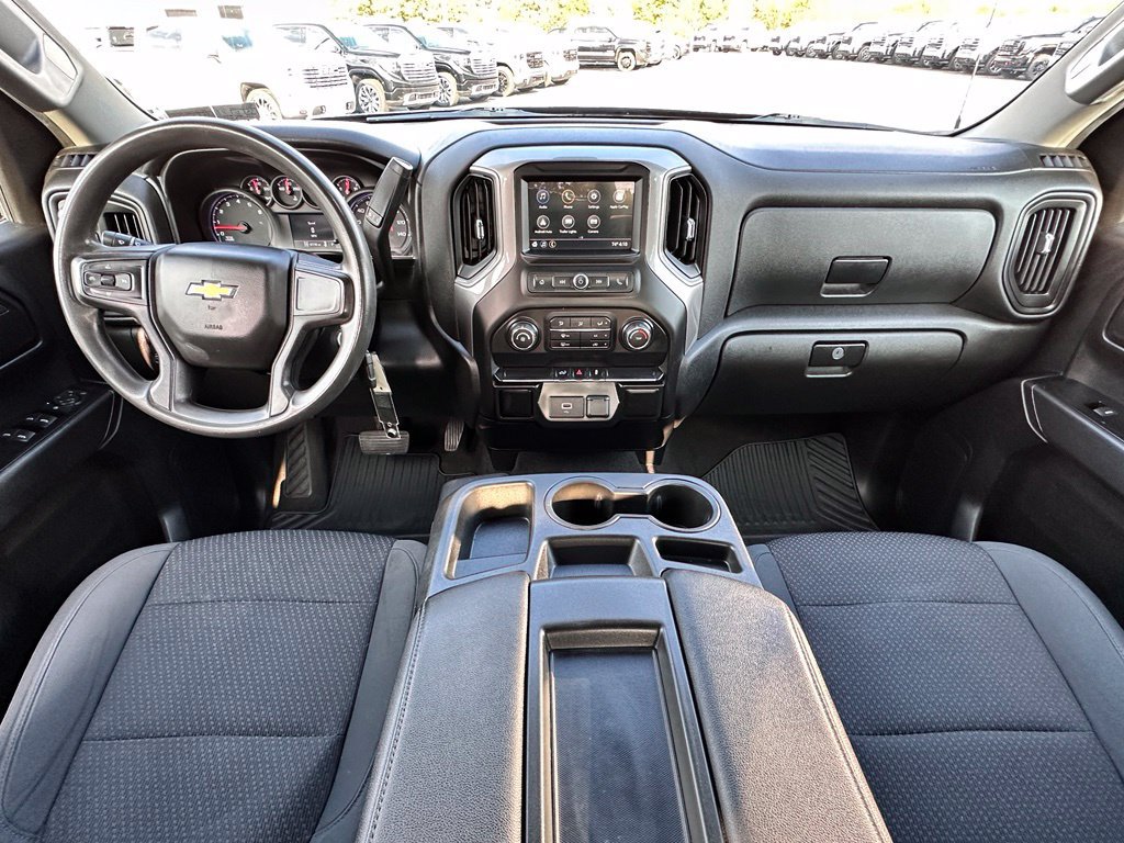 Certified 2019 Chevrolet Silverado 1500 Custom w/ Custom Convenience Package AWD/4WD image 28