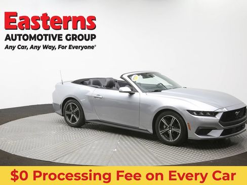 Used 2025 Ford Mustang Premium RWD image 45