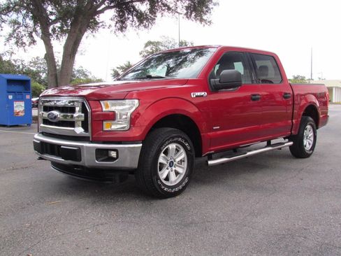 Used 2016 Ford F150 XLT w/ Trailer Tow Package image 4