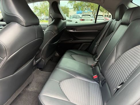 Used 2023 Toyota Camry SE w/ Convenience Package FWD image 11