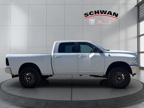 Used 2015 RAM 2500 SLT AWD/4WD image 3