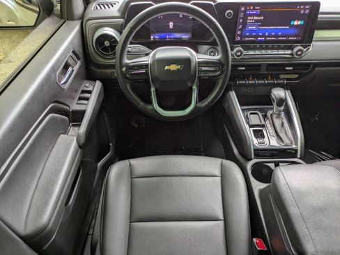 Used 2023 Chevrolet Colorado LT w/ LT Convenience Package III image 4