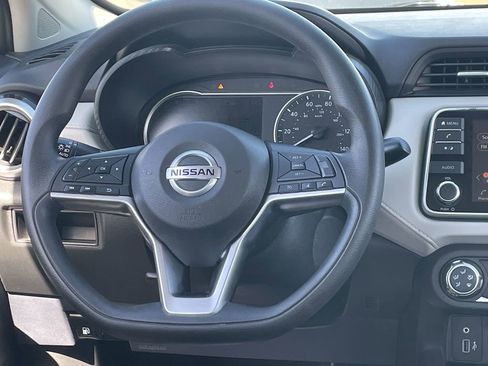 Used 2021 Nissan Versa SV w/ Trunk Package image 13