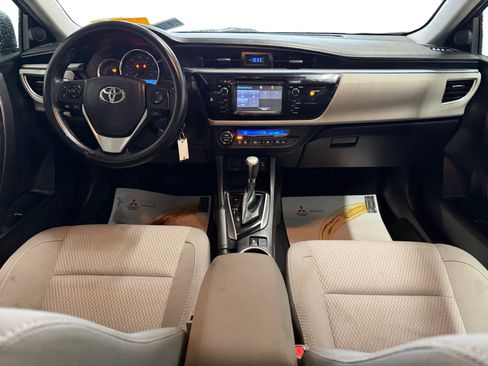 Used 2015 Toyota Corolla LE image 7