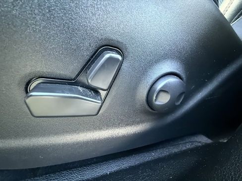 Certified 2022 Jeep Cherokee Latitude Lux image 25