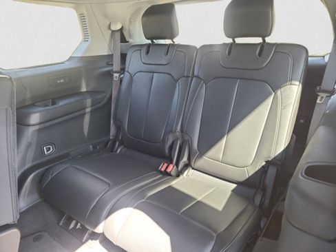 Used 2021 Jeep Grand Cherokee L Limited AWD/4WD image 20