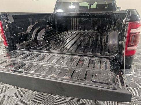 Used 2023 RAM 1500 Laramie AWD/4WD image 28