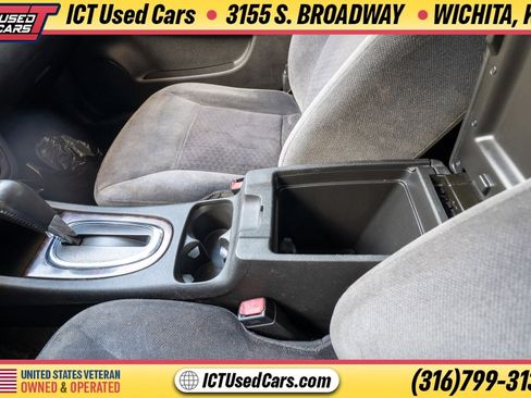Used 2012 Chevrolet Impala LT FWD image 18