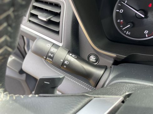 Used 2024 Subaru Ascent Limited AWD/4WD image 19