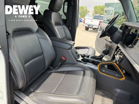 Used 2023 Ford Bronco Badlands AWD/4WD image 33