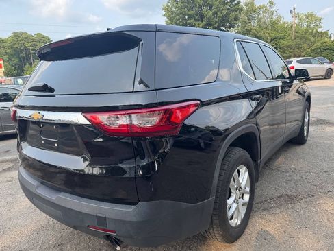 Used 2019 Chevrolet Traverse LS FWD image 4