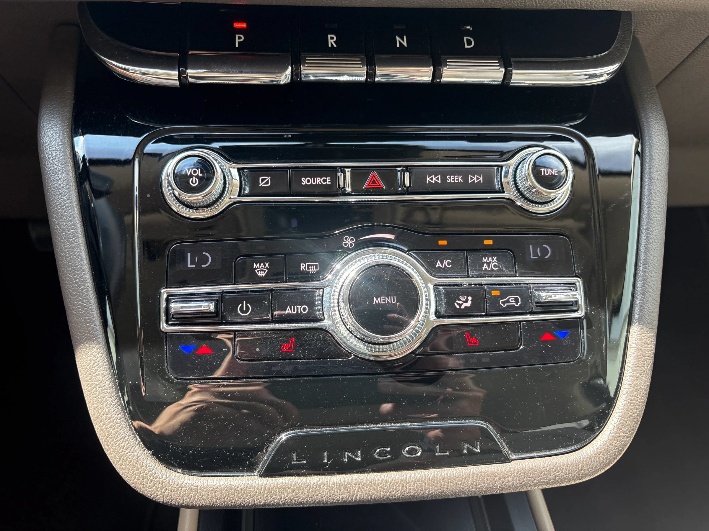 Used 2020 Lincoln Corsair FWD image 13