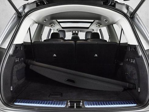 Certified 2026 Mercedes-Benz GLS 450 4MATIC image 6