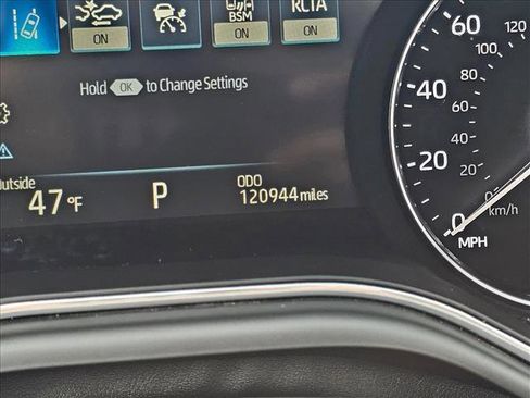 Used 2022 Toyota Avalon XLE w/ Moonroof Package FWD image 23