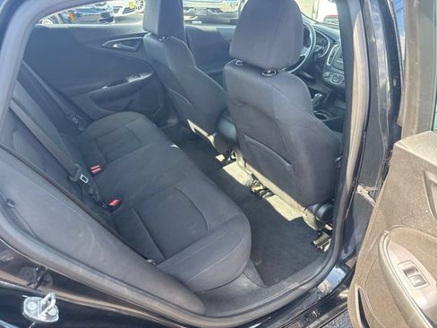 Used 2017 Chevrolet Malibu LS FWD image 31