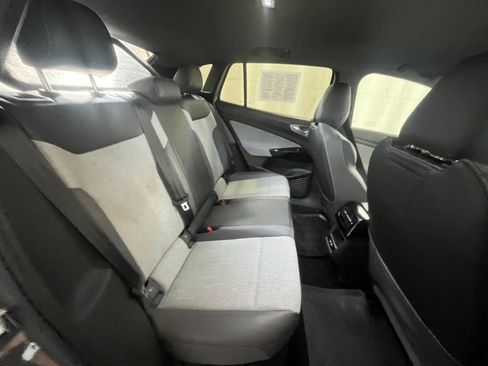 Certified 2023 Volkswagen ID.4 Pro image 23