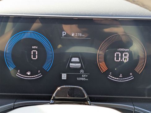 Used 2025 Hyundai Santa Fe SEL image 11