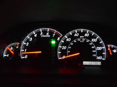 Used 2006 Toyota Camry XLE FWD image 17