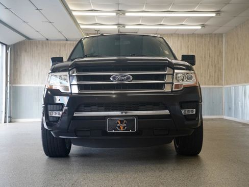 Used 2017 Ford Expedition EL Limited w/ Equipment Group 301A RWD image 2
