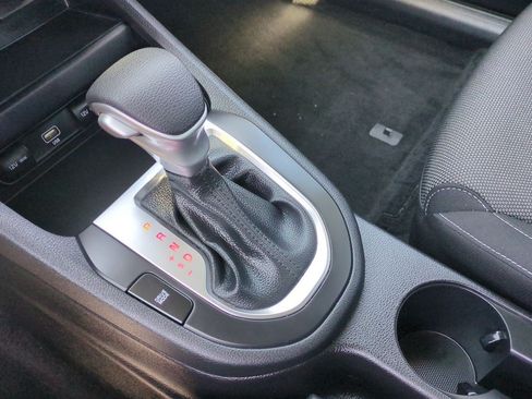 Certified 2023 Kia Forte LXS FWD image 18