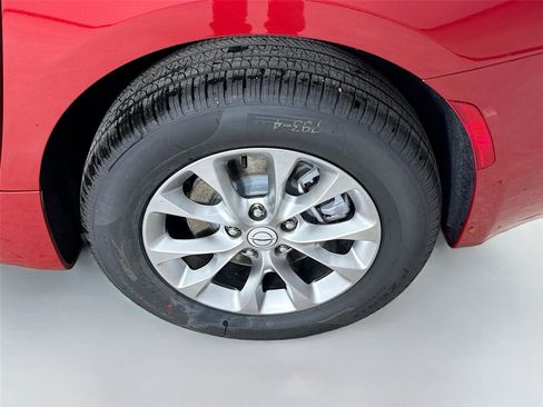 New 2026 Chrysler Pacifica Select image 34