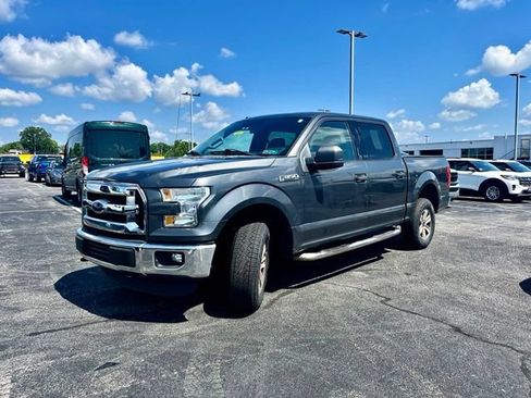 Used 2016 Ford F150 XLT AWD/4WD image 3