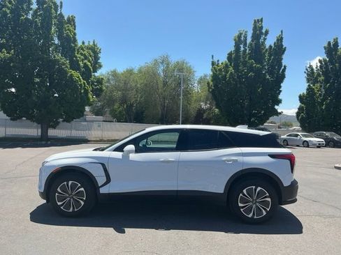 Used 2025 Chevrolet Blazer EV LT AWD/4WD image 7