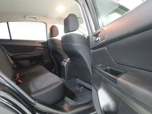 Used 2013 Subaru Crosstrek 2.0i Premium AWD/4WD image 11