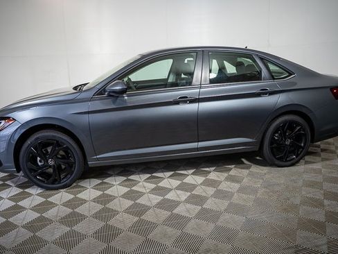 New 2025 Volkswagen Jetta SE image 8