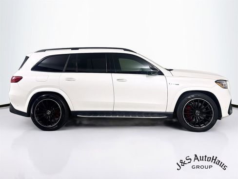 Used 2024 Mercedes-Benz GLS 63 AMG 4MATIC image 8