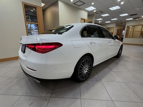 Used 2025 Mercedes-Benz C 300 Sedan image 5