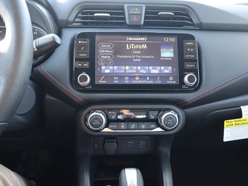 Used 2025 Nissan Versa SR w/ Trunk Package image 17