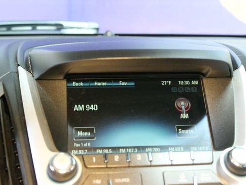 Used 2017 Chevrolet Equinox LS image 24