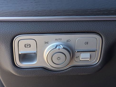 Used 2025 Mercedes-Benz GLE 350 GLE 350 4matic image 32