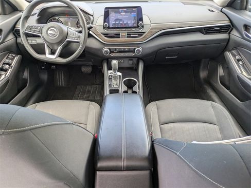 Used 2023 Nissan Altima 2.5 SV image 16