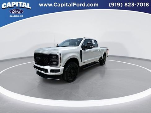 Certified 2025 Ford F250 Lariat w/ Lariat Ultimate Package AWD/4WD image 4