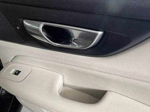 Used 2024 Volvo S60 B5 Plus FWD image 19