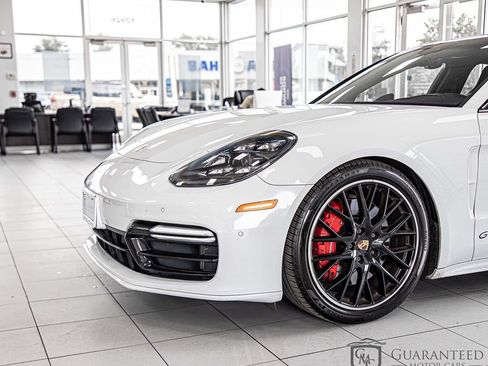 Used 2020 Porsche Panamera GTS AWD/4WD image 4