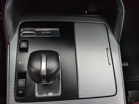 Certified 2025 MAZDA CX-70 Plug-In Hybrid w/ Premium Plus image 33