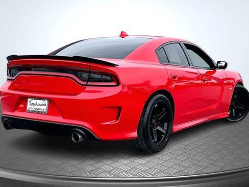 Used 2018 Dodge Charger R/T Scat Pack image 6