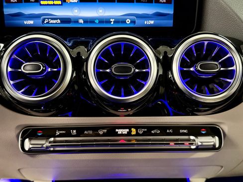 Certified 2026 Mercedes-Benz GLA 250 image 35