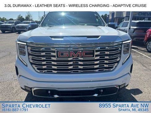 Used 2024 GMC Sierra 1500 Denali AWD/4WD image 8