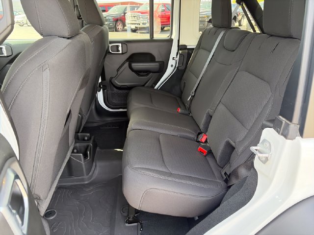 Used 2023 Jeep Wrangler Unlimited Sport AWD/4WD image 23