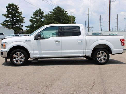 Used 2018 Ford F150 XLT w/ Equipment Group 301A Mid RWD image 3