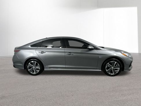 Used 2018 Hyundai Sonata Limited w/ Ultimate Package 02 image 36