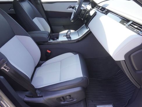 New 2026 Land Rover Range Rover Velar Dynamic SE image 23
