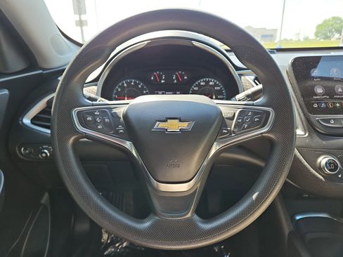 Used 2024 Chevrolet Malibu LT FWD image 13