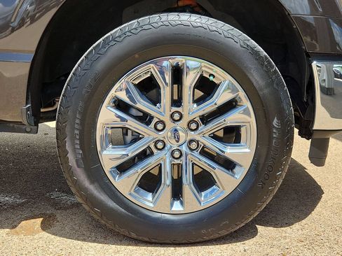 Used 2024 Ford F150 Lariat AWD/4WD image 2